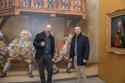 Der Künstler Rainer Ehrt (rechts) und Stefan Erne,
Bereichsleiter der Philatelie Liechtenstein