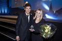 Sportnacht Davos, Lara Gut, Skirennfahrerin, erhält die Auszeichnung von Massimo Busacca, Schiedsrichter