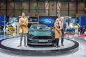 Chase und Madison McQueen, Enkel und Enkelin von Steve McQueen, enthüllen das Sondermodell den neuen Ford Mustang Bullitt
