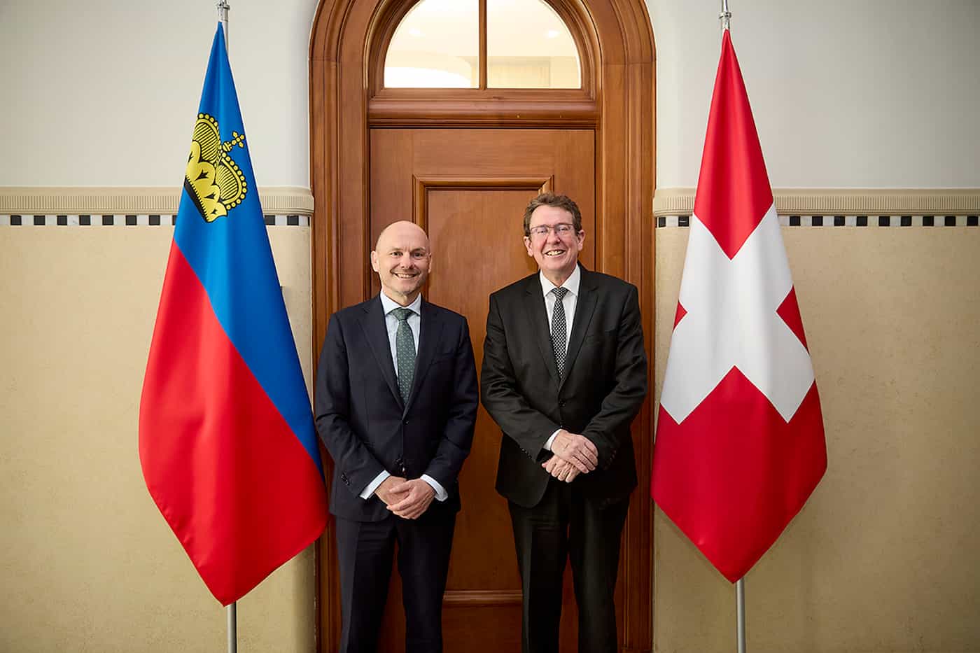 Regierungsrat Hubert Büchel trifft Bundesrat Albert Rösti in Bern. (Quelle: Andreas von Gunten)