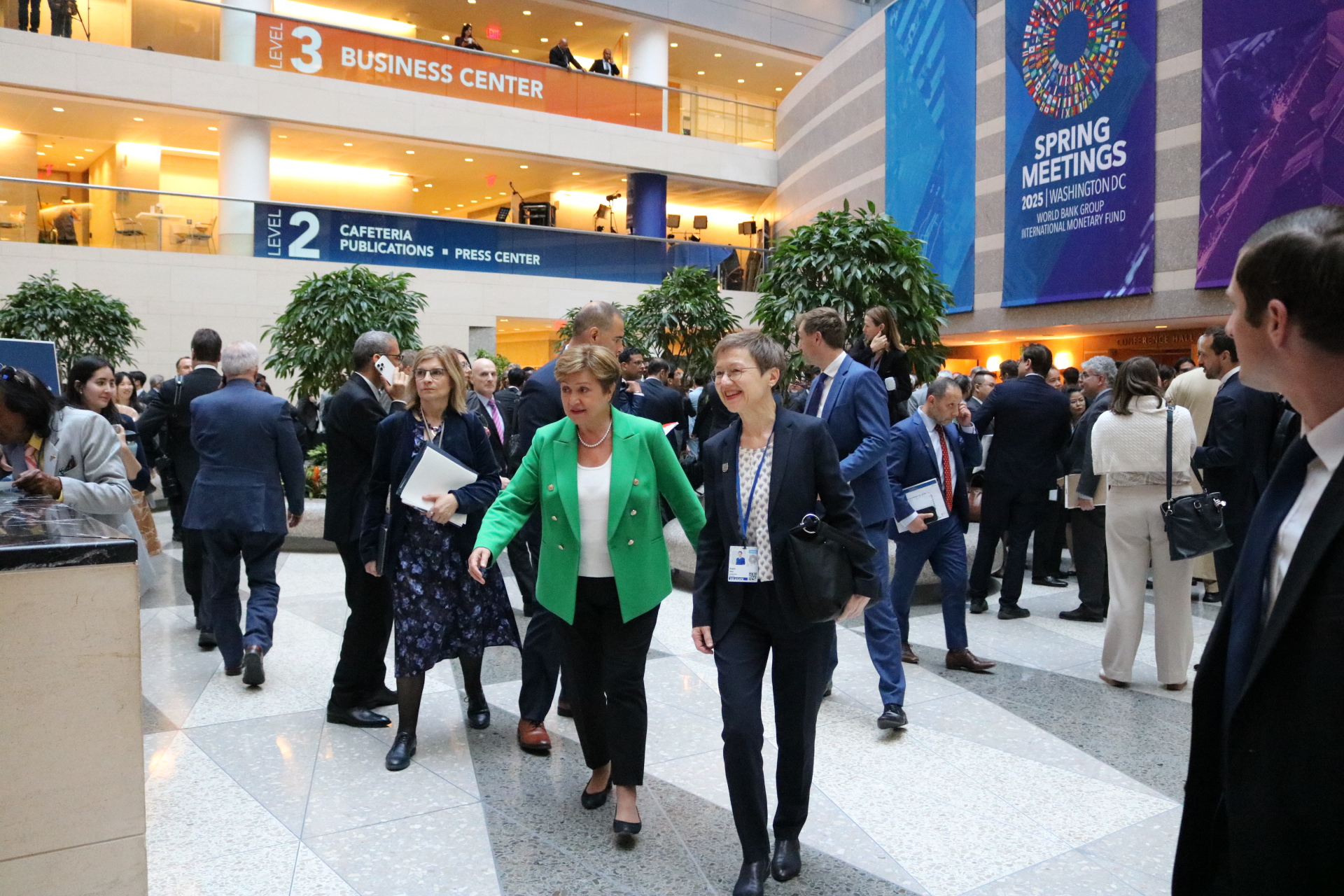 Die Managing Director des IWF, Kristalina Georgieva, begrüsste die liechtensteinische Regierungschefin Brigitte Haas. 