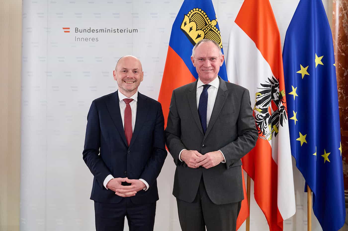 Regierungsrat Hubert Büchel wurde von Bundesminister Gerhard Karner in Wien empfangen. (Quelle: BMI)