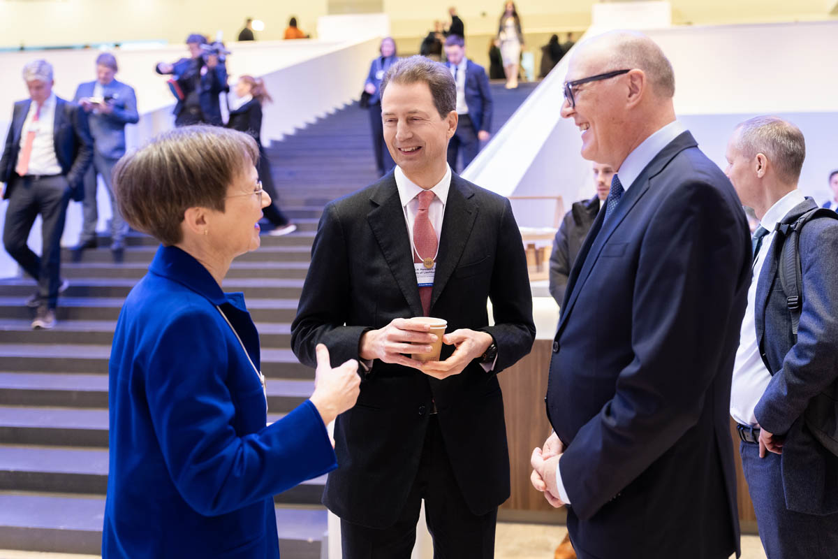 S.D. Erbprinz Alois von und zu Liechtenstein und Regierungschefin Brigitte Haas am WEF in Davos