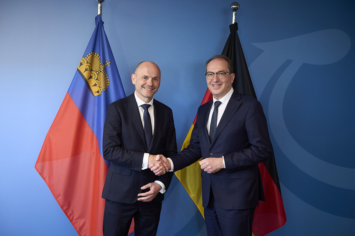 Regierungsrat Hubert Büchel zu Antrittsbesuch bei Bundesinnenminister Alexander Dobrindt und bei Hauptgeschäftsführerin (BDI) Tanja Gönner in Berlin