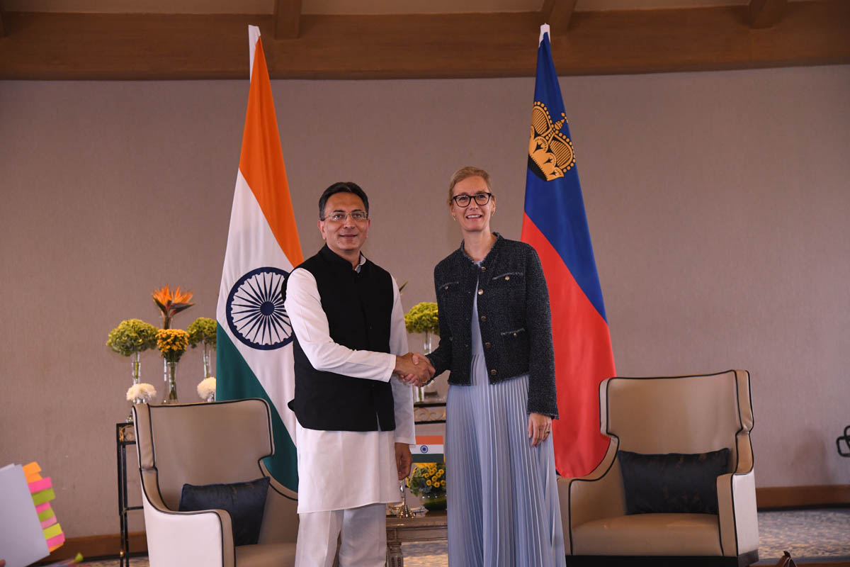 Jitin Prasada, Staatsminister für Handel und Industrie von Indien und Regierungschefin-Stellvertreterin Sabine Monauni. (Quelle: Adarsh Saini)