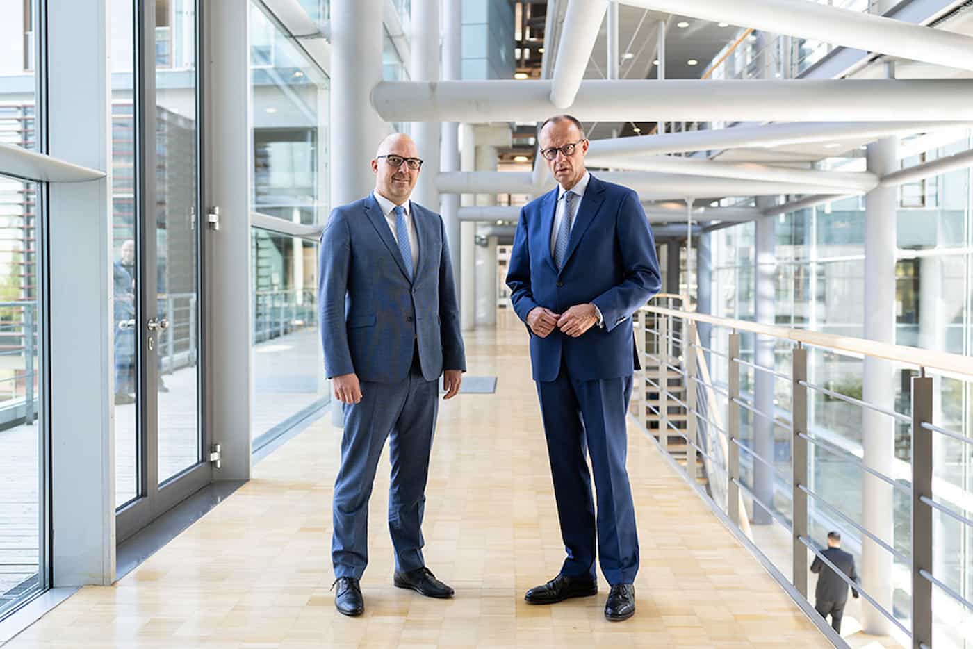 Regierungschef Daniel Risch mit dem Fraktionsvorsitzenden Friedrich Merz