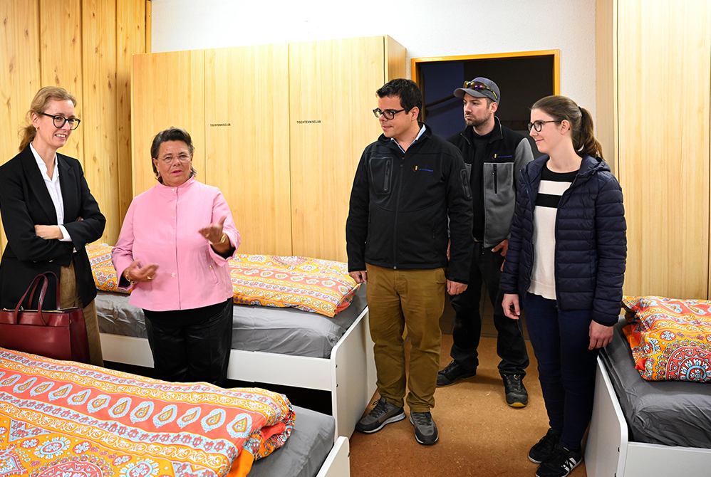 Nach Umbau: Regierungschef-Stellvertreterin Sabine Monauni besucht Vereinshaus Ruggell