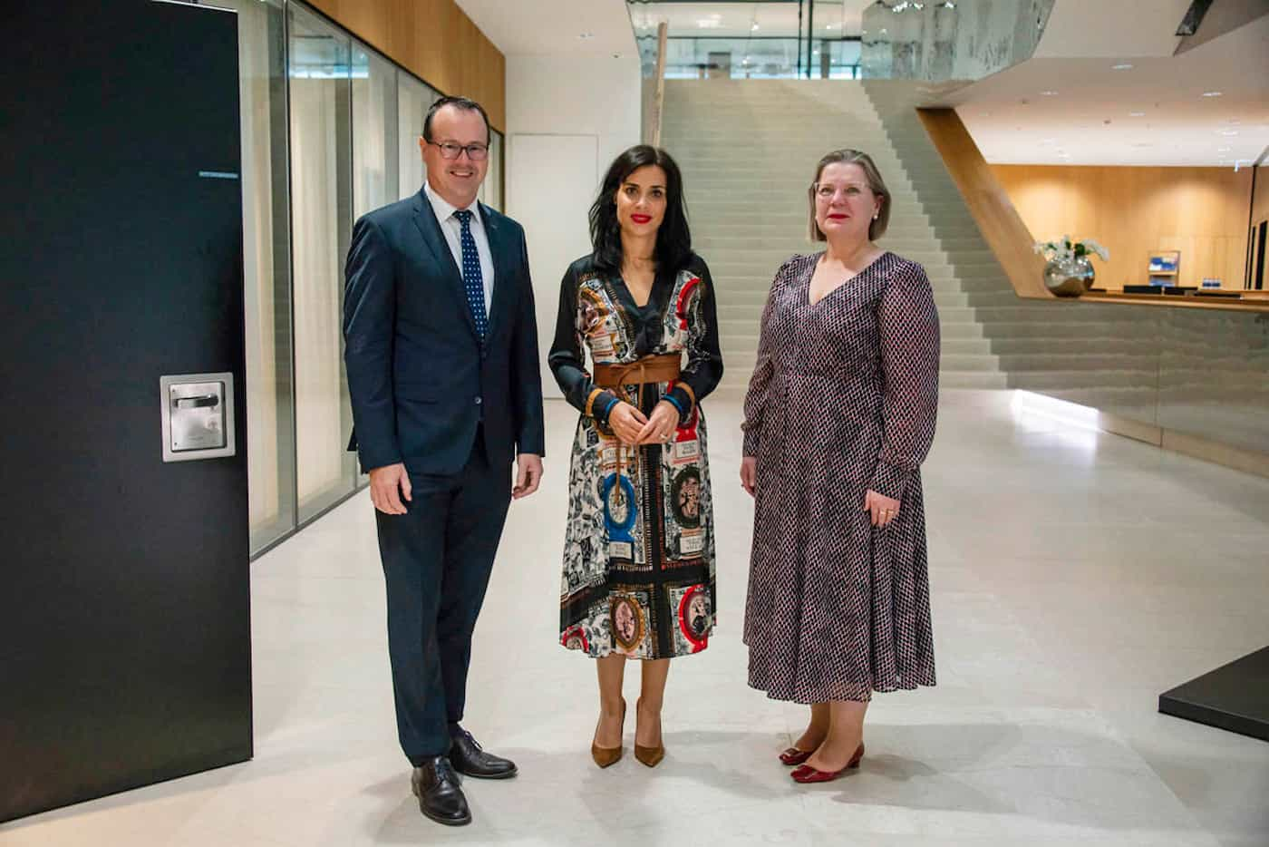 Honorarkonsul Dr. Thomas Zwiefelhofer, Regierungsrätin Dominique Hasler, S.E. Kateřina Fialková, Botschafterin der Tschechischen Republik