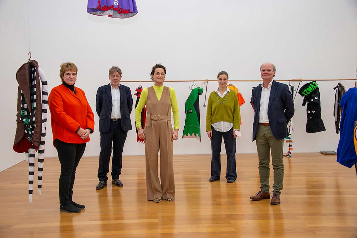 (v.l.) Marion Matt, Stiftungsratspräsidentin, Roman Kurzmeyer, Kurator, Letizia Ragaglia, Direktorin, Christiane Meyer-Stoll, Kuratorin und Mitglied der Direktion, Uwe Wieczorek, Kurator Hilti Art Foundation