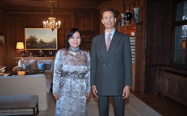 I.E. Davaasuren Gerelmaa, Botschafterin der Mongolei und S.D. Erbprinz Alois von und zu Liechtenstein