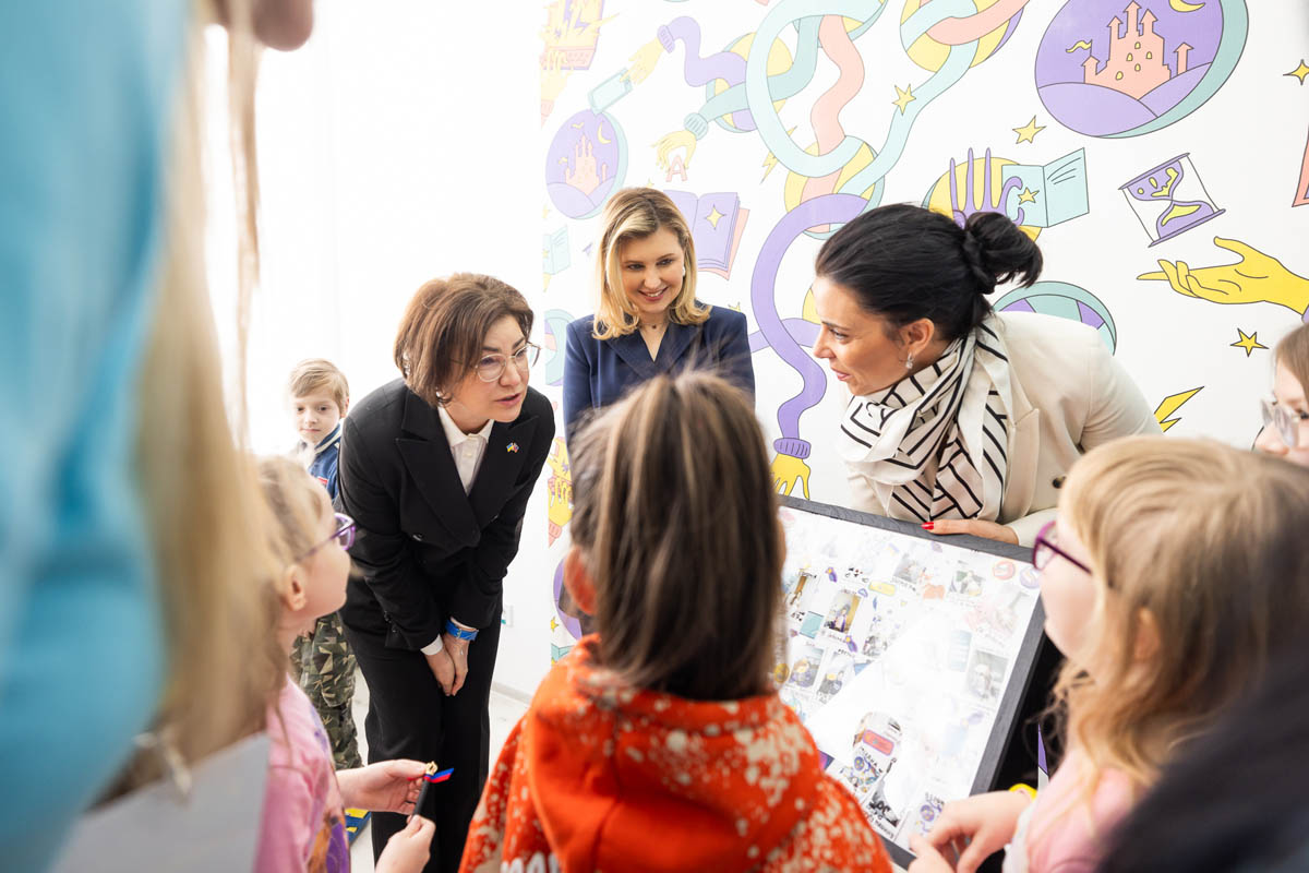 Aufbau von Schulen in Kinderspitälern in Lwiw