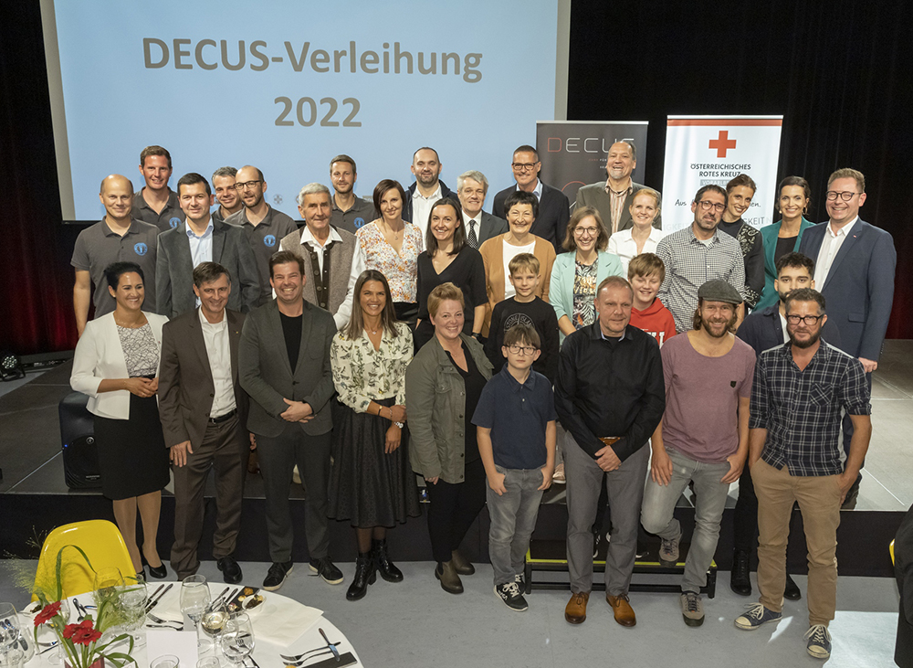 DECUS 2022 Gruppenbild Nominierte Ausgezeichnete / Foto: © ORF Vorarlberg