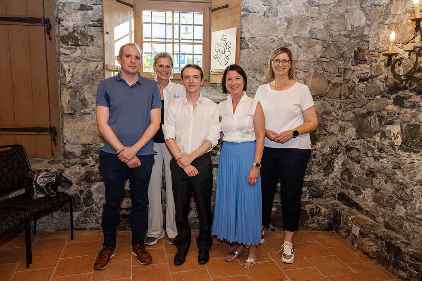 (v.l.)  NZZ-Journalist und LPC-Mitglied Marco Ackermann; Leiterin der Internationalen Medienakademie für Journalismus und Public Relations, Journalistin, Medientrainerin, Moderatorin Claudia Schanza; Student der Internationalen Medienakademie für Journalismus und Public Relations Sebastian Deiber; Präsidentin LPC Carmen Dahl; Kommunikationsleiterin der österreichischen Vinzenz Gruppe Annemarie Kramser