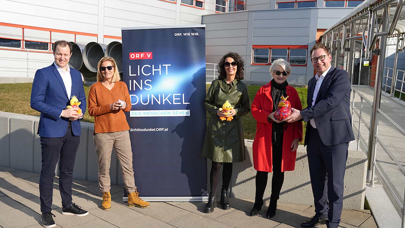 Im Bild zu sehen (v.l.): Markus Klement (Landesdirektor ORF Vorarlberg), Ilga Sausgruber («Netz für Kinder»-Botschafterin), Conny Amann («Netz für Kinder»-Fundraising und Öffentlichkeitsarbeit), Raphaela Stefandl (Förderkreis «Netz für Kinder»), Stefan Höfel («Licht ins Dunkel»-Redakteur ORF Vorarlberg)
