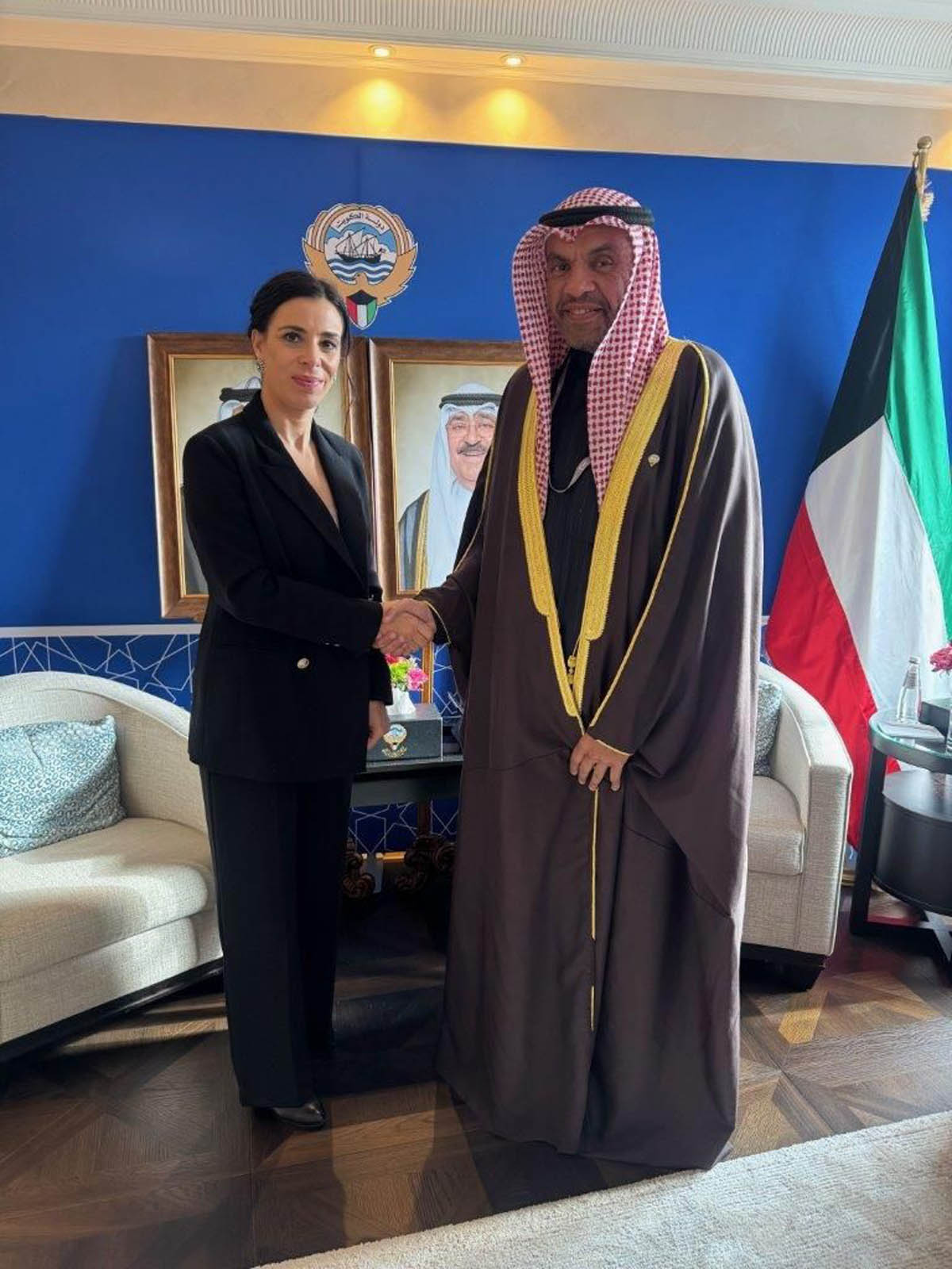 Aussenministerin Dominique Hasler mit ihrem Amtskollegen Abdullah Ali Al-Yahya aus Kuwait.