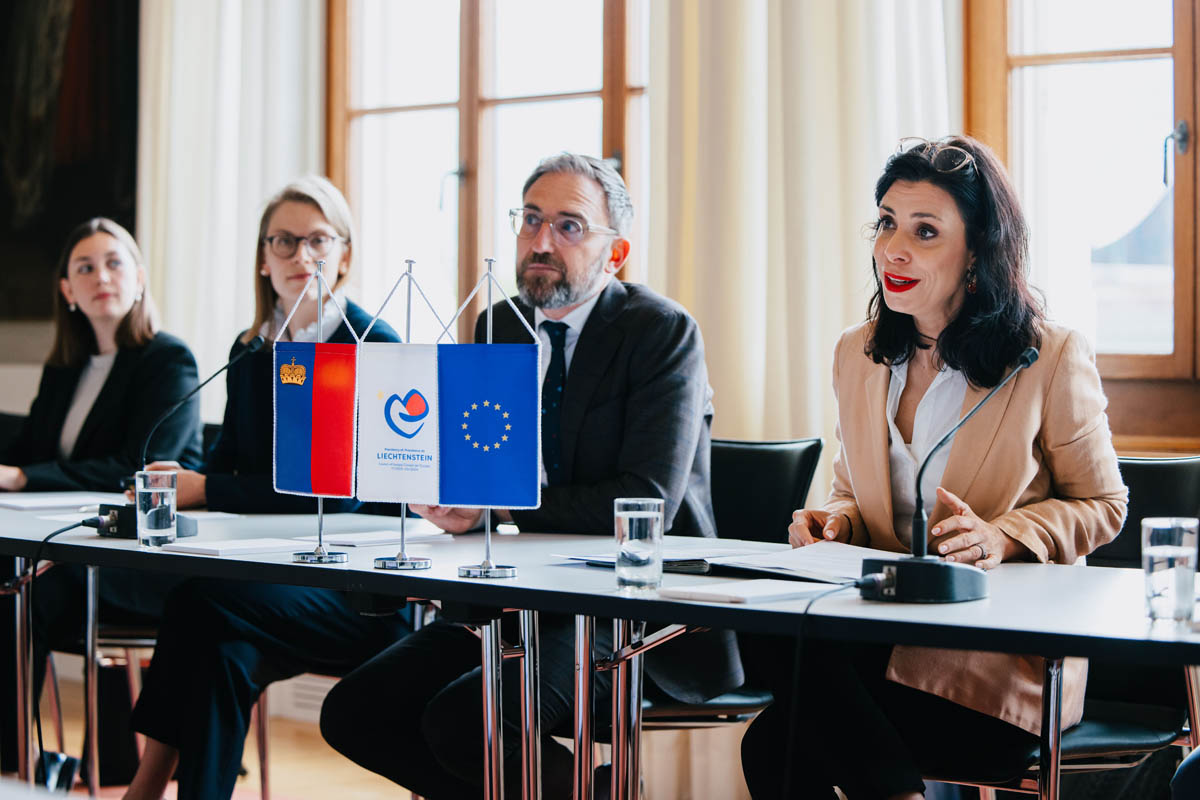 Regierungsrätin Dominique Hasler ging in ihrem Rückblick nochmals auf die Schwerpunkte des liechtensteinischen Vorsitzes ein.
