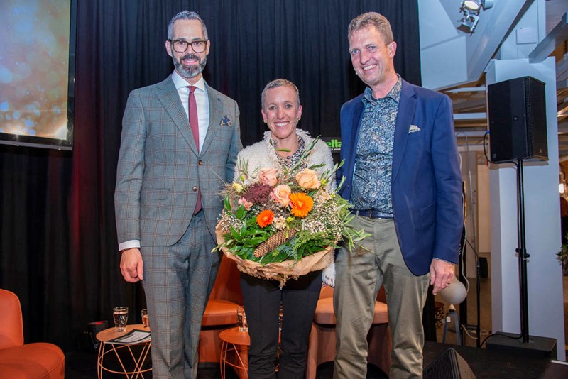 Moderator Phil Dankner, Regula und Willi Gebelein, Geschäftsleitung Delta Möbel