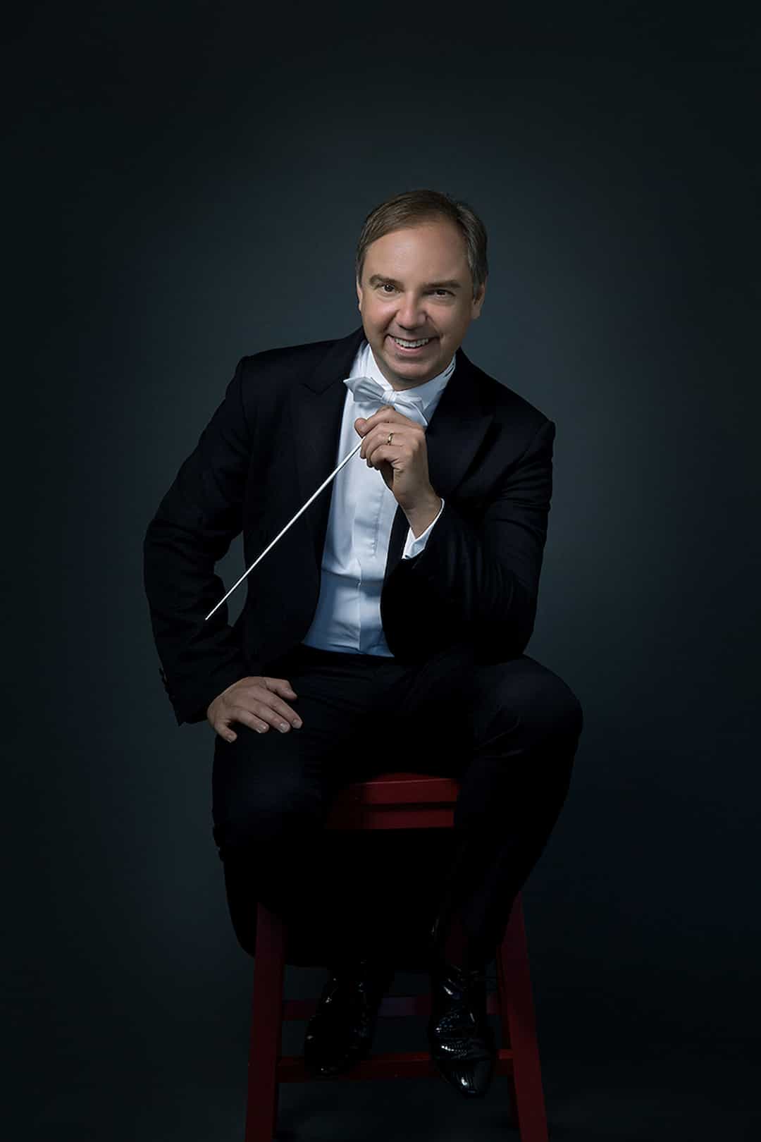 Sebastian Lang-Lessing Dirigent – Foto: © Natalia G. King