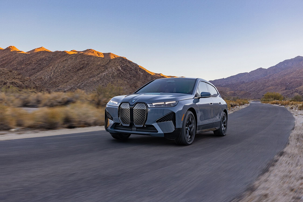 THE iX - BMW Group Schweiz