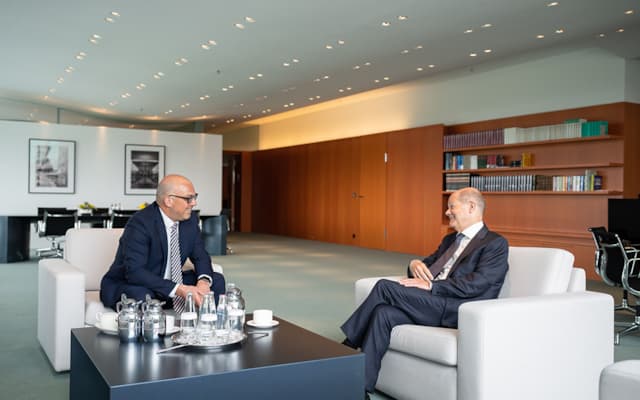 Arbeitsgespräch von Regierungschef Daniel Risch und Bundeskanzler Olaf Scholz