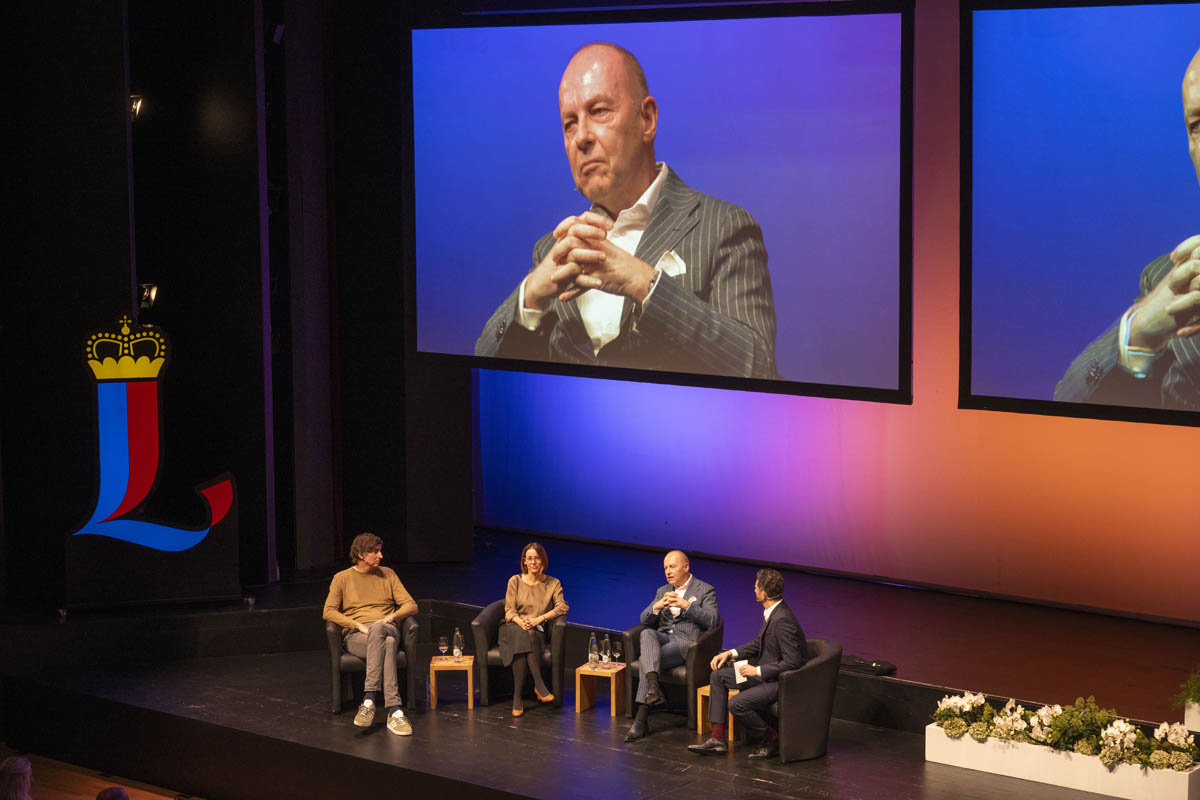 (v.l.) Jörg Sandrock, CEO neon Switzerland AG, Stephanie Wickihalder, Stv. Geschäftsführerin Liechtensteiner Bankenverband, André Lagger, CEO LGT Financial Services, Andi Lüscher, Moderator