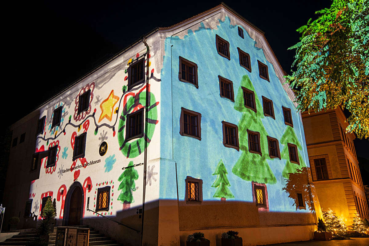 Ariana, 7, 10.12.2024