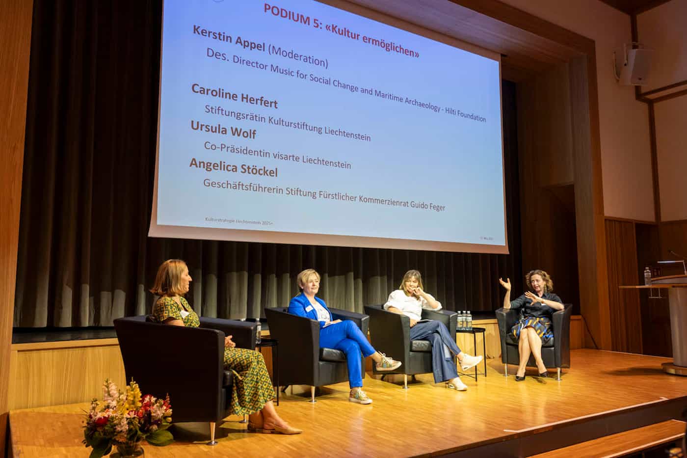 (v.l.)  Angelica Stöckel (Stiftung Fürstlicher Kommerzienrat Guido Feger), Caroline Herfert (Kulturstiftung Liechtenstein), Ursula Wolf (visarte Liechtenstein), Kerstin Appel (Hilti Foundation) 