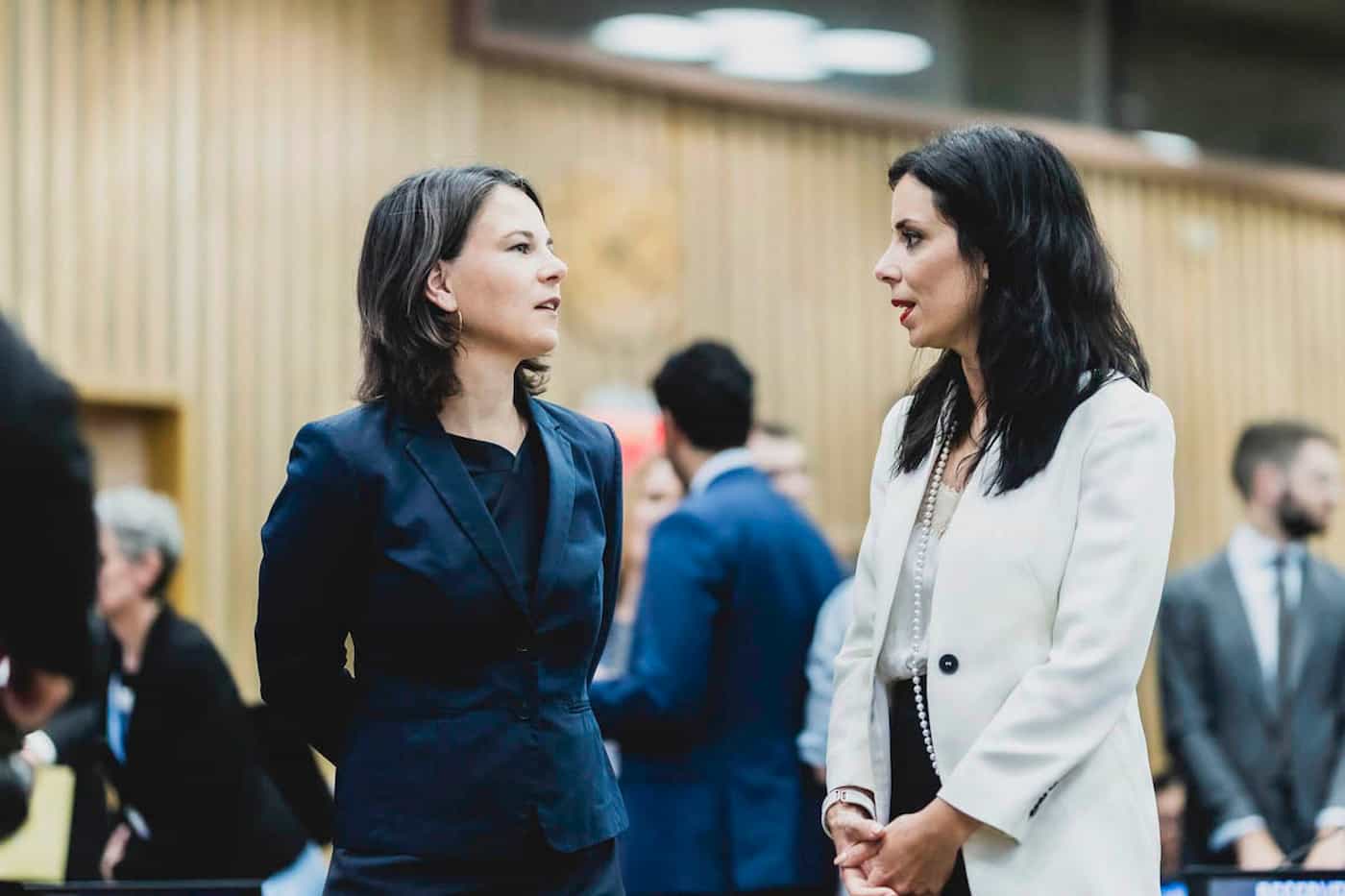 Die beiden Aussenministerinnen aus Deutschland und Liechtenstein: Annalena Baerbock und Dominique Hasler / Foto: © Florian Gaertner/AA/photothek.de
