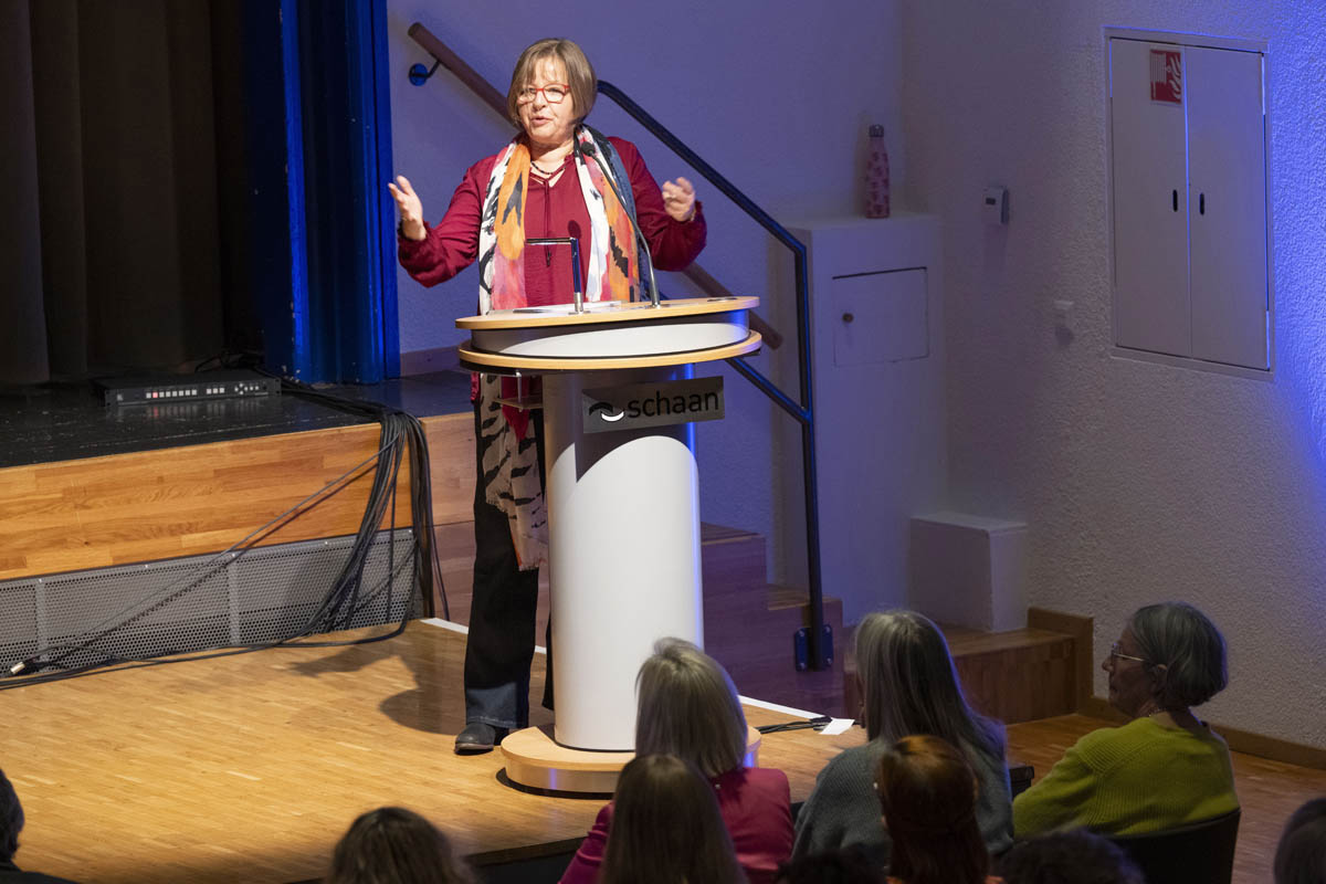 Ute Mayer, Amt für Soziale Dienste