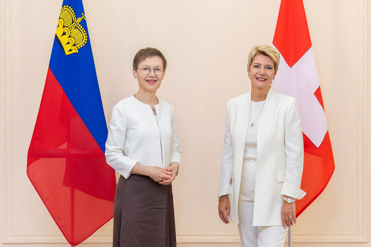 Regierungsrätin Brigitte Haas und Bundesrätin Karin Keller-Sutter. (Quelle: IKR/Yannick Zurflüh)
