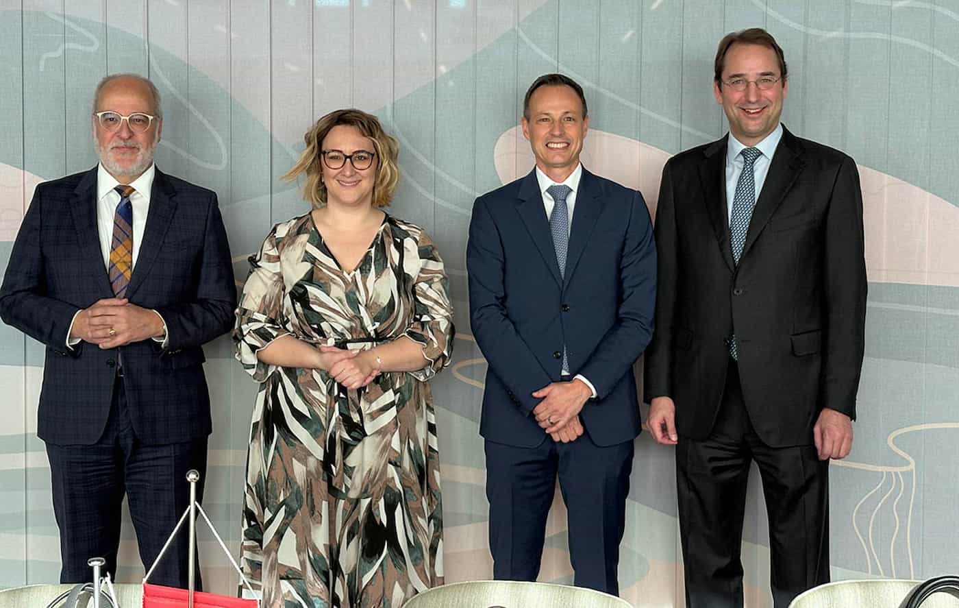 Alexander Fasel, Staatssekretär des Aussenministeriums der Schweiz; Neva Grašič, Staatssekretärin des Aussenministeriums von Slowenien; Dr. Martin Frick, Amtsleiter Amt für Auswärtige Angelegenheiten Liechtenstein; Nikolaus Marschik, Generalsekretär des österreichischen Aussenministeriums.