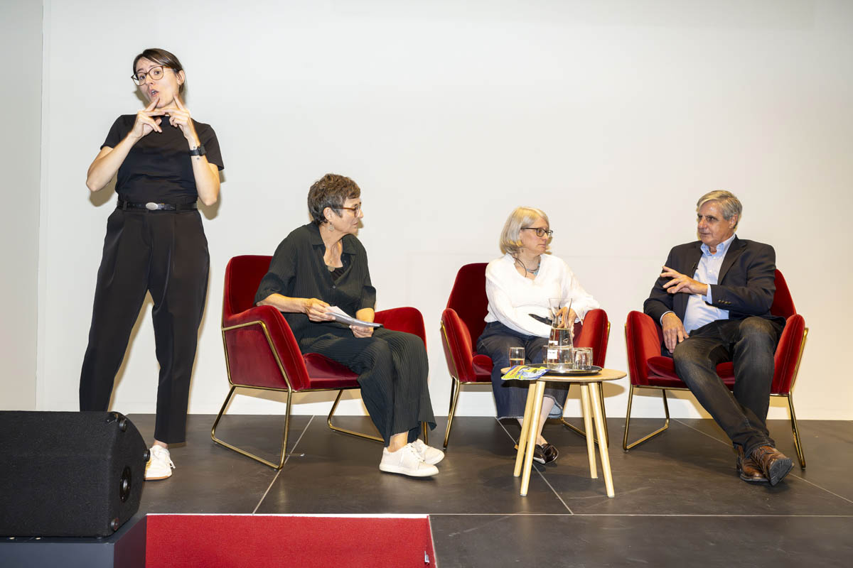 Podiumsdiskussion (v.l) Dominique Madeleine Péter, Claudia Heeb-Fleck, Prof. Dr. Patricia Schiess, Dr. Wilfried Marxer