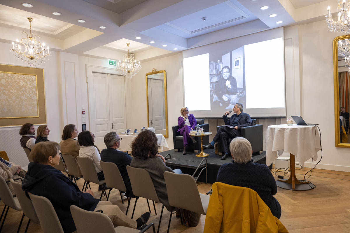 Alexa Ritter, Kunst- und Kulturbeauftragte des Grand Resorts und Autor Julian Schütt © exclusiv