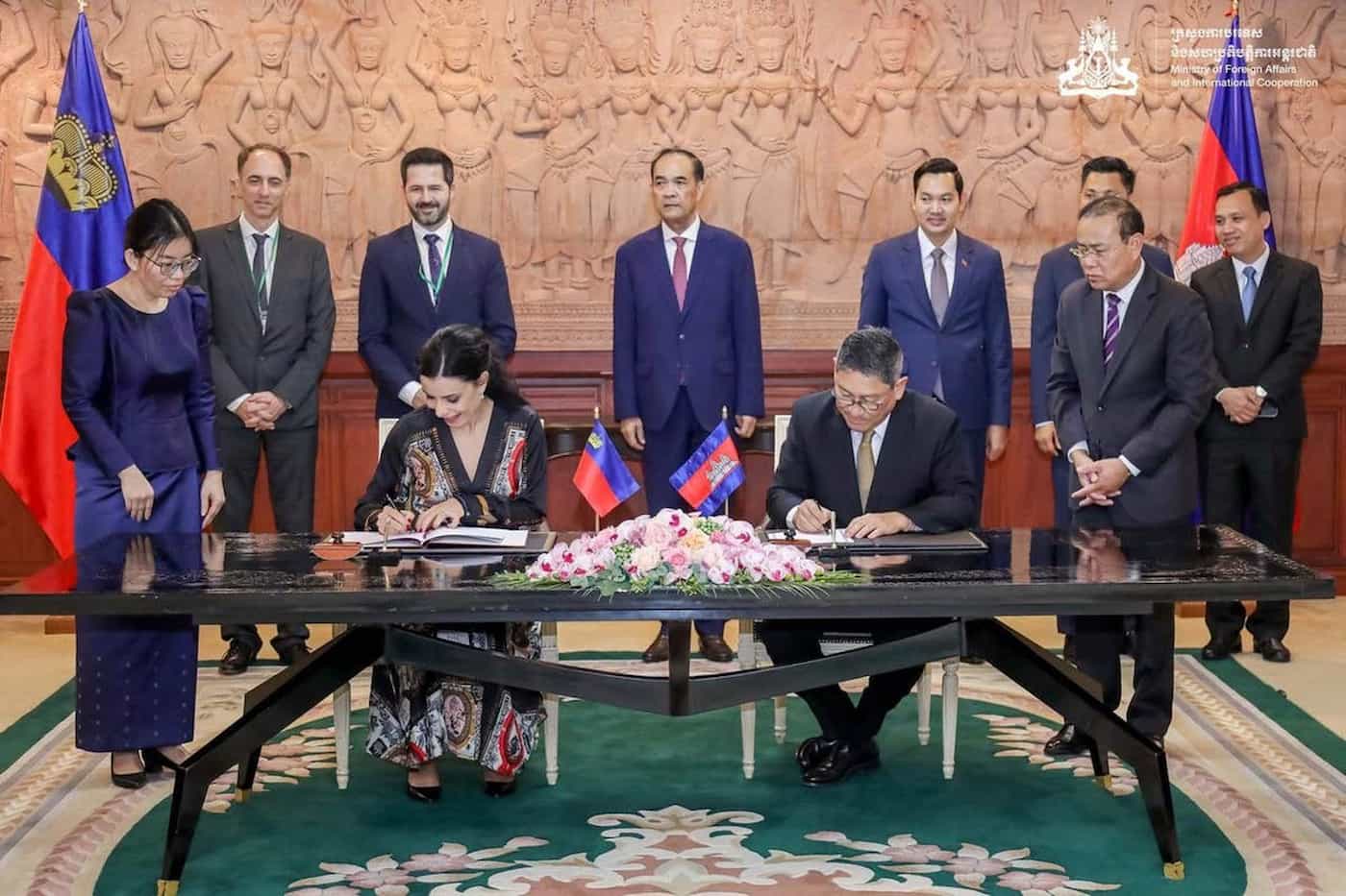 Unterzeichnung des Rahmenabkommens über die Entwicklungszusammenarbeit zwischen Liechtenstein und Kambodscha.