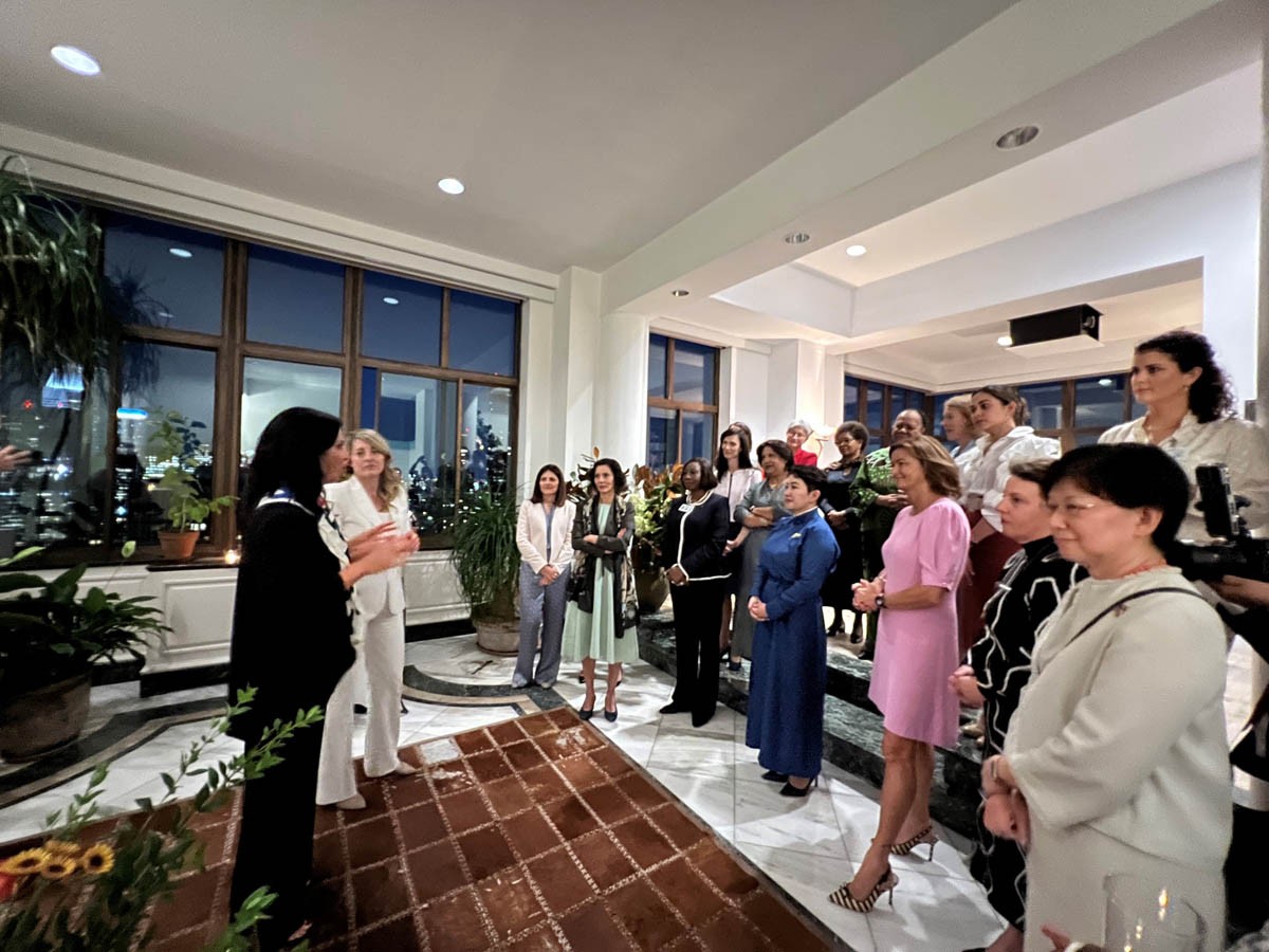 Regierungsrätin Dominique Hasler begrüsste über 30 Aussenministerinnen zum traditionellen Treffen.