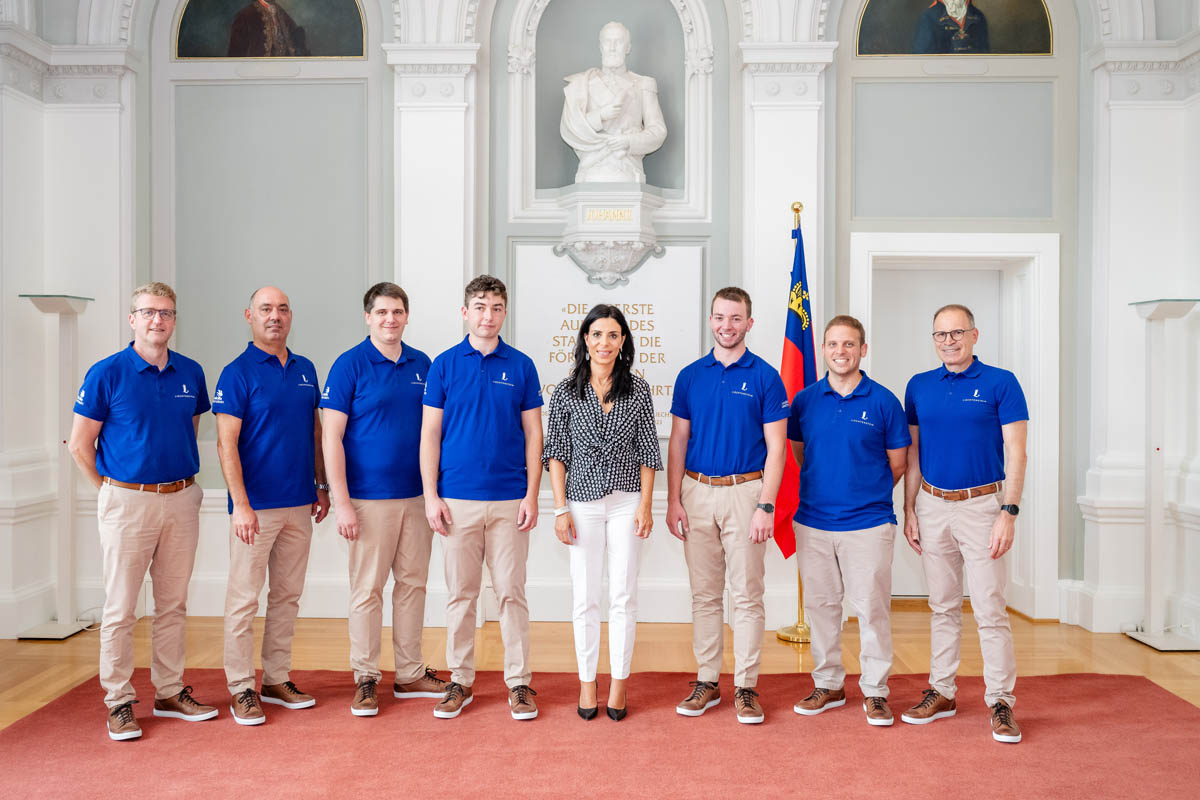 Bildungsministerin verabschiedet Liechtensteiner Delegation für die EuroSkills