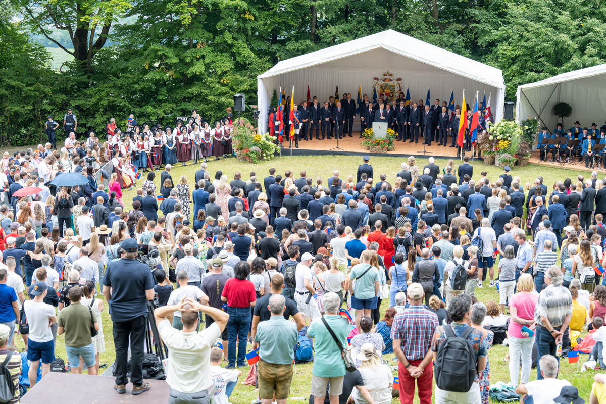 Staatsfeiertag 2024 – Staatsakt mit Apéro auf dem Schlossareal und grosses Volksfest mit regionalen Highlights