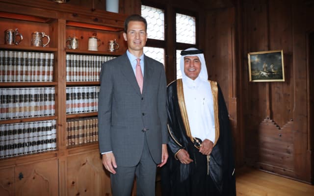 S.D. Erbprinz Alois von und zu Liechtenstein und S.E. Mohammed Bin Jaham Abdulaziz Al-Kuwari, Botschafter des Staates Katar
