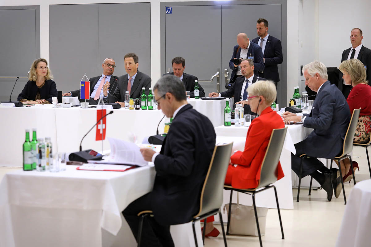 Arbeitsgespräch im Auditorium der Universität