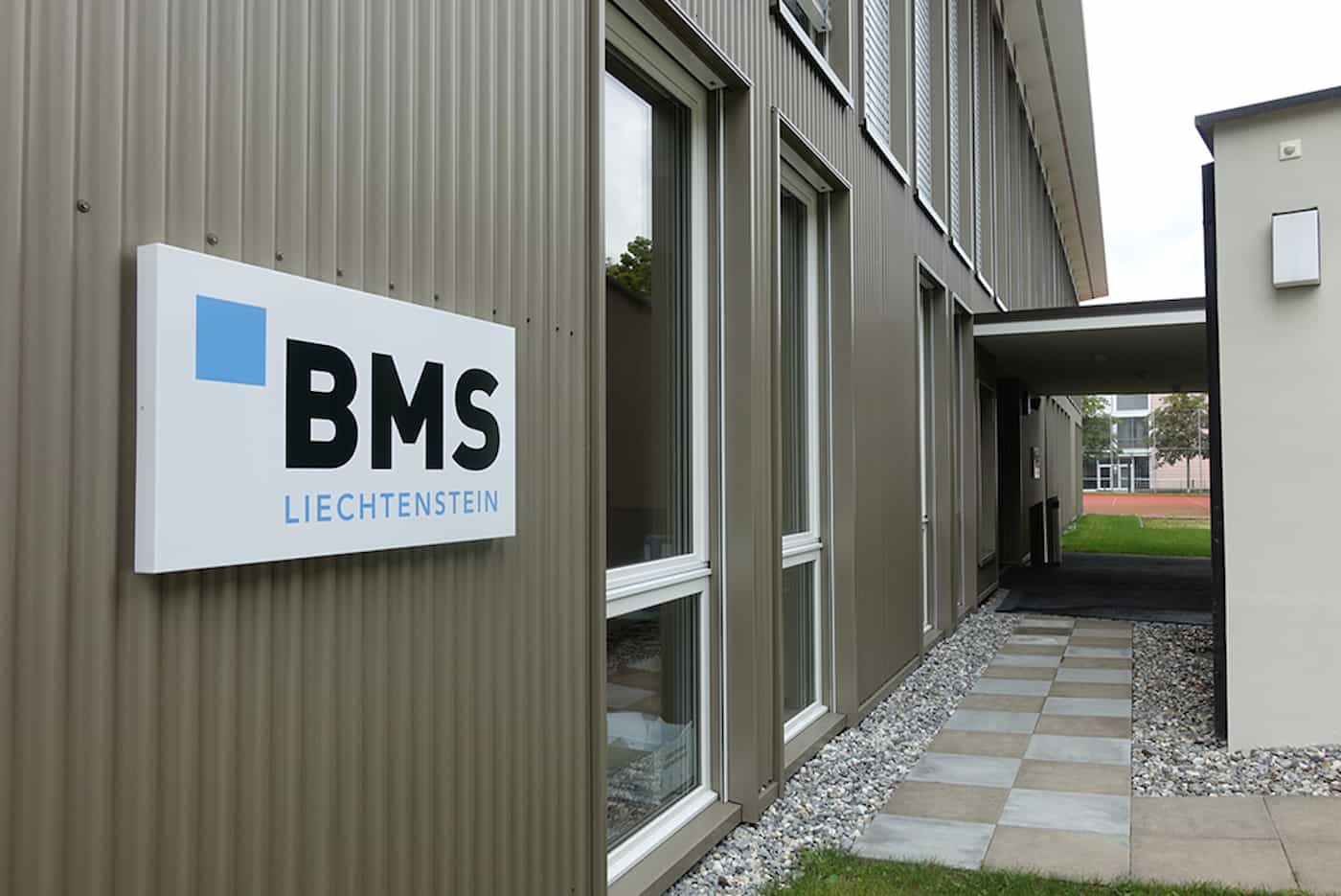 Berufsbegleitende BMS wechselt in Hybridunterricht