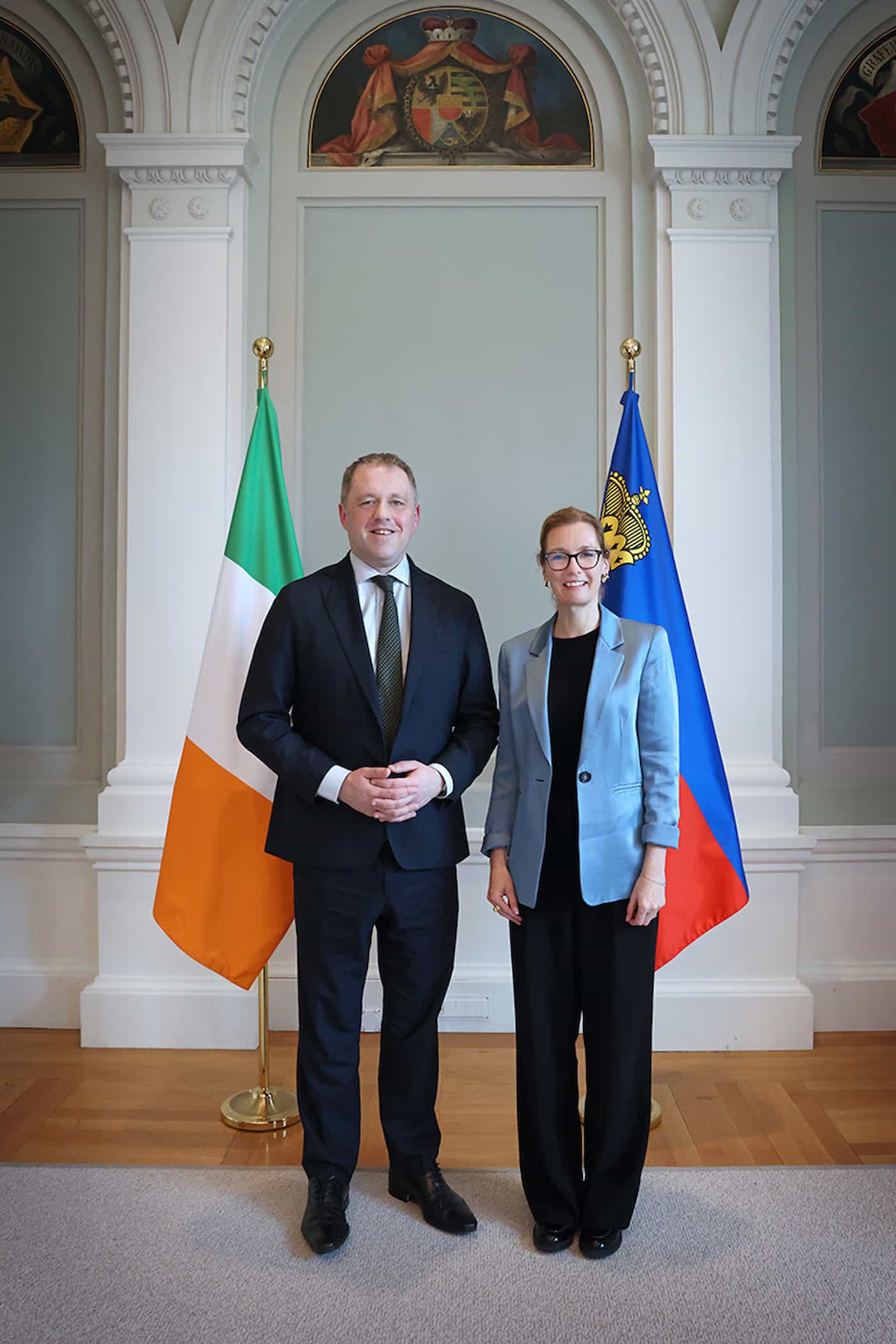 Regierungschefin-Stellvertreterin Sabine Monauni empfing am Dienstag, 11. Februar 2026, den irischen Europaminister Thomas Byrne. (Quelle: IKR/Roland Korner)