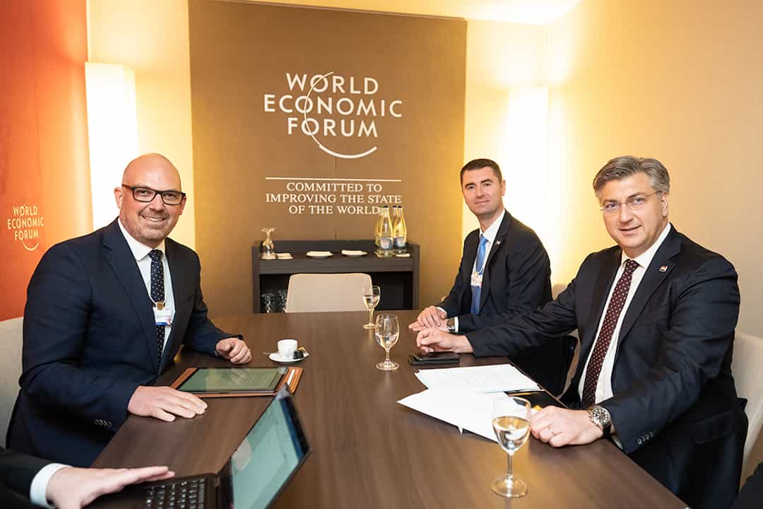 Regierungschef Daniel Risch mit den Vertretern der Republik Kroatien, Davor Filipovic, Minister für Wirtschaft und nachhaltige Entwicklung und Premierminister Andrej Plenkovic