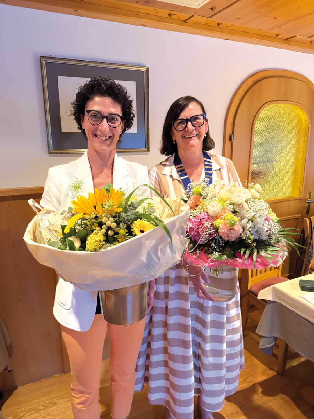 (v.l.) Jeannette Lehner, Past-Präsidentin Inner Wheel Liechtenstein-Rheintal, Maggie Kendlbacher, Präsidentin Inner Wheel Liechtenstein-Rheintal / Fotos: © Inner Wheel Liechtenstein-Rheintal