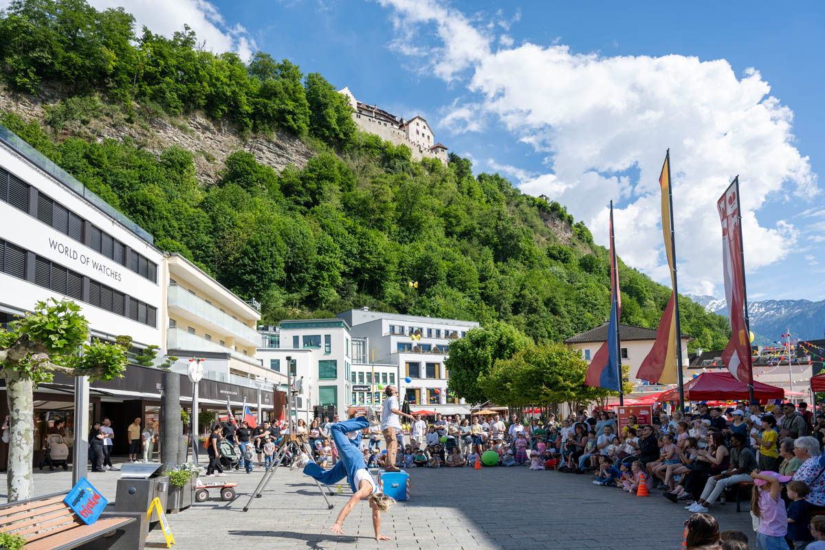 Vaduz – Buskers Strassenkunst Festival 2026, 9. und 10. Mai 2026
