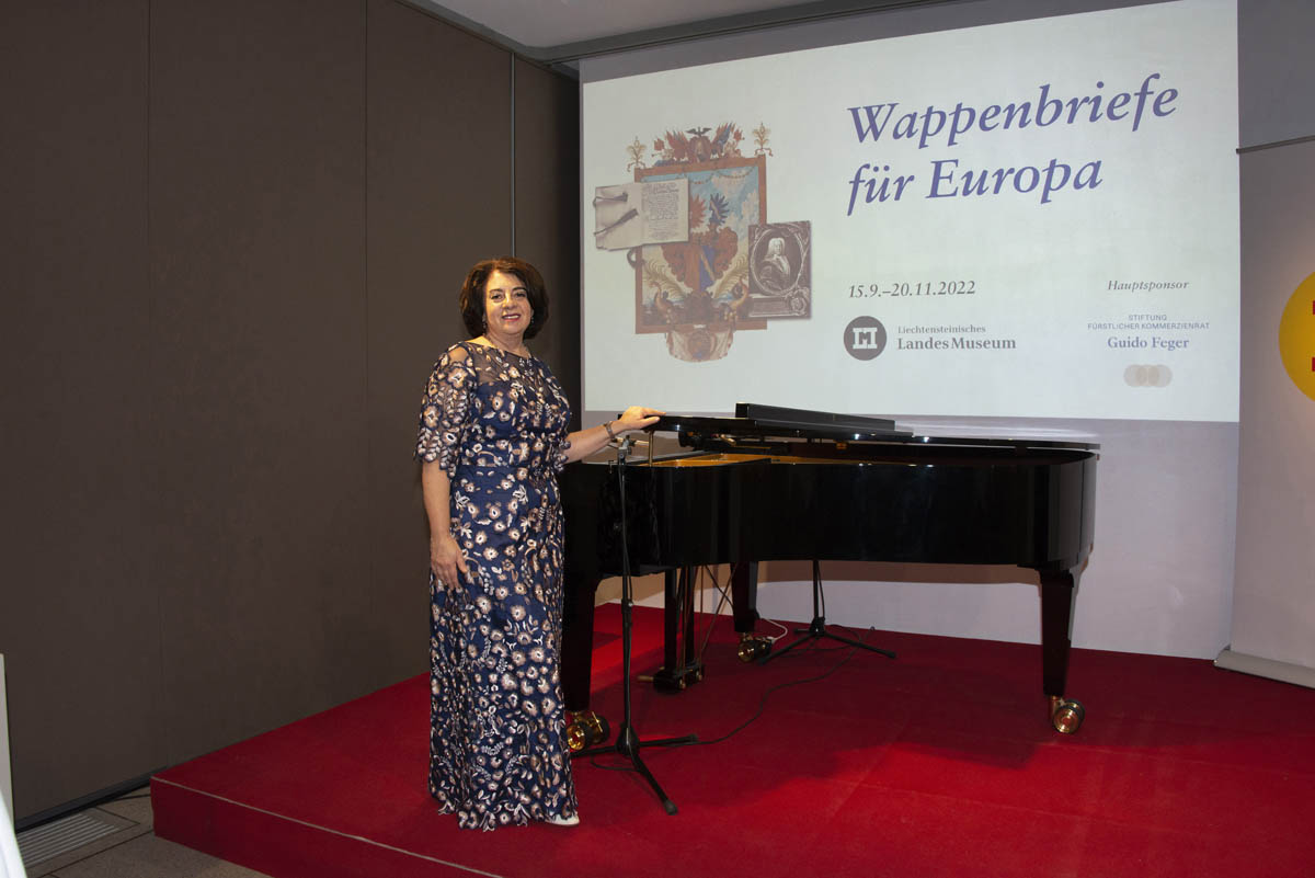 Elena Büchel, Musikalische Umrahmung