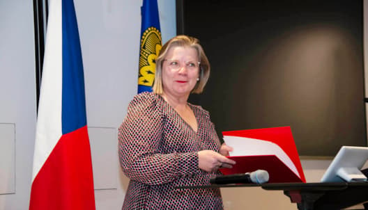  S.E. Kateřina Fialková, Botschafterin der Tschechischen Republik