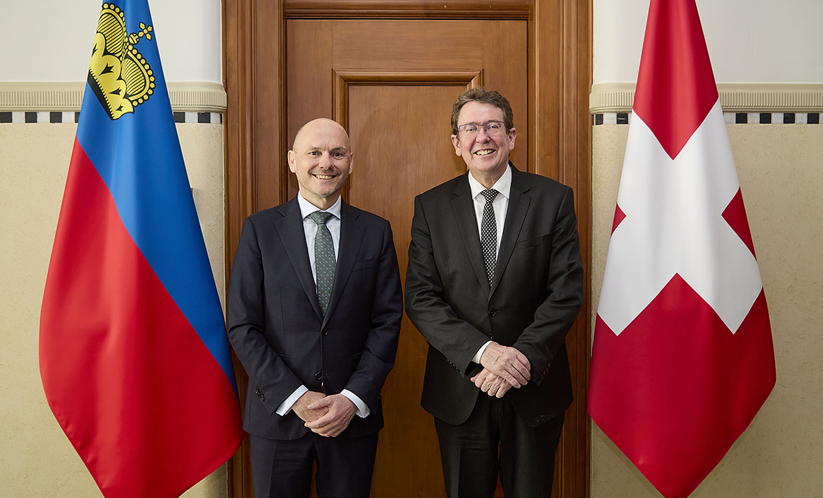 Energie, Medien und Infrastruktur: Regierungsrat Hubert Büchel trifft Bundesrat Albert Rösti