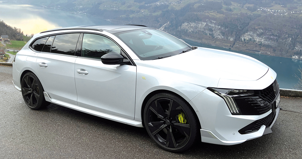 Zwei Franzosen im futuristischen Look – Peugeot 508 GT Plug-in Hybrid versus Peugeot e-2008