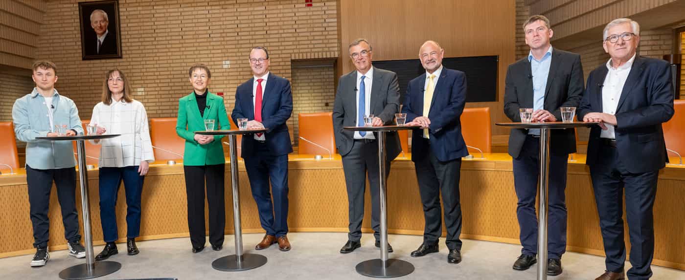 v.l. Valentin Ritter, Manuela Haldner-Schirscher, Brigitte Haas, Thomas Zwiefelhofer, Alexander Batliner, Ernst Walch, Thomas Rehak, Erich Hasler