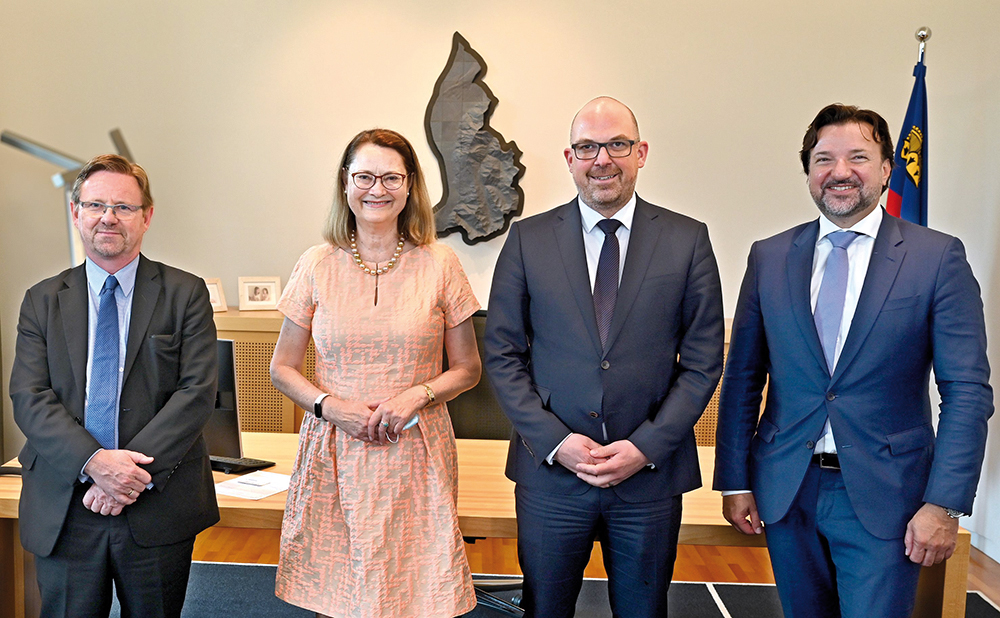 ESA-College zu Besuch in Liechtenstein